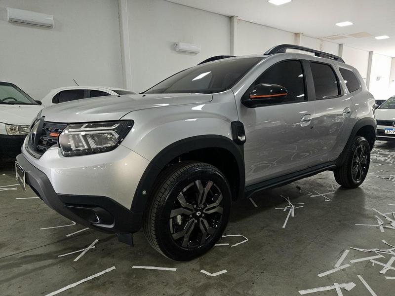 RENAULT DUSTER ICONIC PLUS CVT