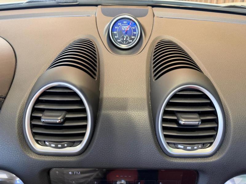 Porsche 718 Boxster 2.0 300cv - foto 18