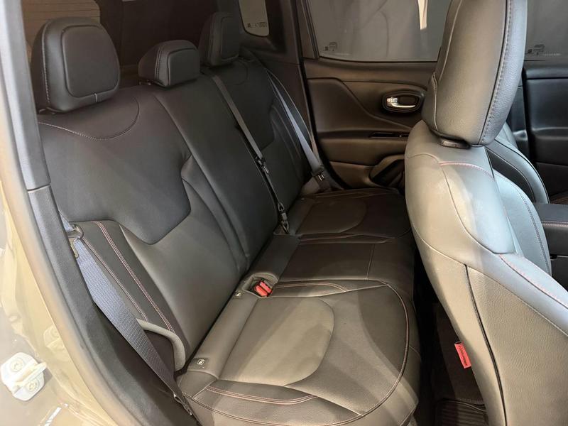 Jeep Renegade Trailhawk T270 13 Tb Flex Automático - foto 18
