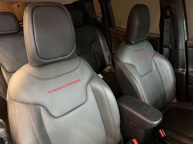 Jeep Renegade Trailhawk T270 13 Tb Flex Automático - foto 16