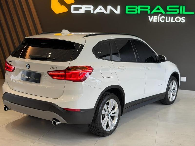 BMW X1 2.0 Sdrive 20i Active Flex Automático - foto 6