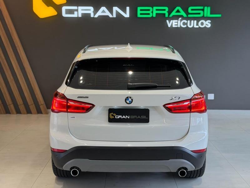 BMW X1 2.0 Sdrive 20i Active Flex Automático - foto 7