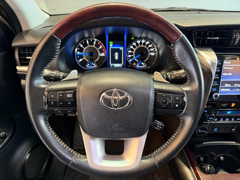 Toyota SW4 28 Srx 4X4 7 Lugares - foto 10