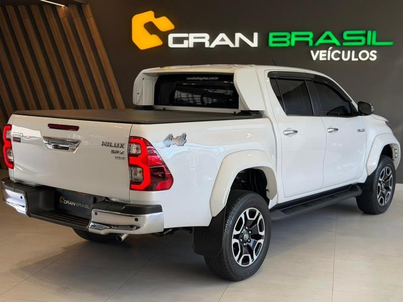 Toyota Hilux Cd Srx Plus 4X4 2.8 TDI Die. Aut. - foto 6