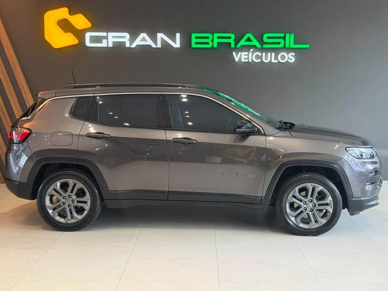 Jeep Compass Long T270 13 Tb 4X2 Flex Automático - foto 4