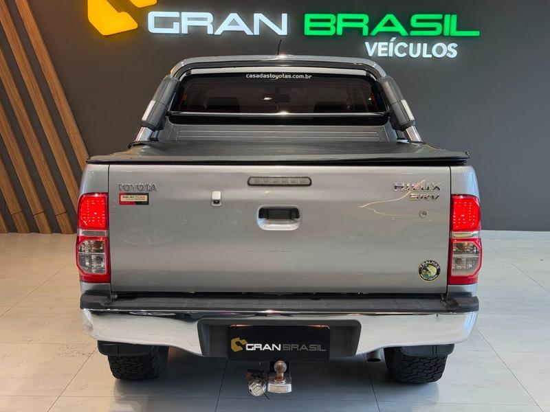 Toyota Hilux Cd Srv D4 D 4X4 3.0 TDI Diesel Automático - foto 7