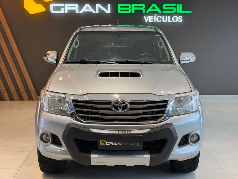 Toyota Hilux Cd Srv D4 D 4X4 3.0 TDI Diesel Automático - foto 2