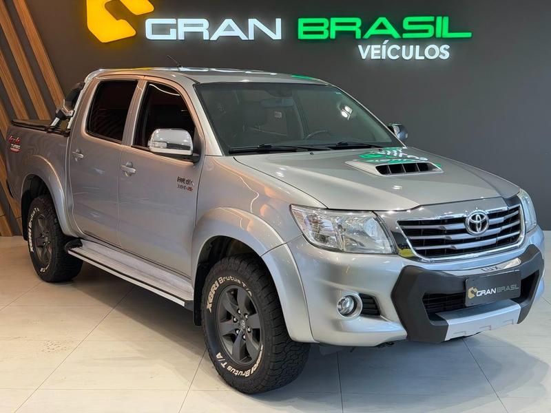 Toyota Hilux Cd Srv D4 D 4X4 3.0 TDI Diesel Automático - foto 3