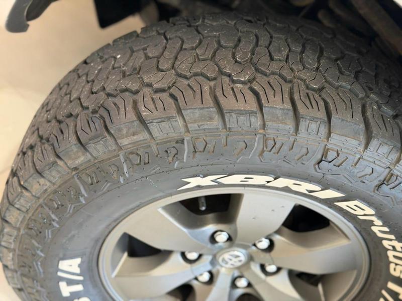 Toyota Hilux Cd Srv D4 D 4X4 3.0 TDI Diesel Automático - foto 17