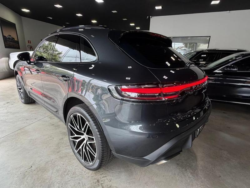 Porsche Macan 2.0 Turbo - foto 2