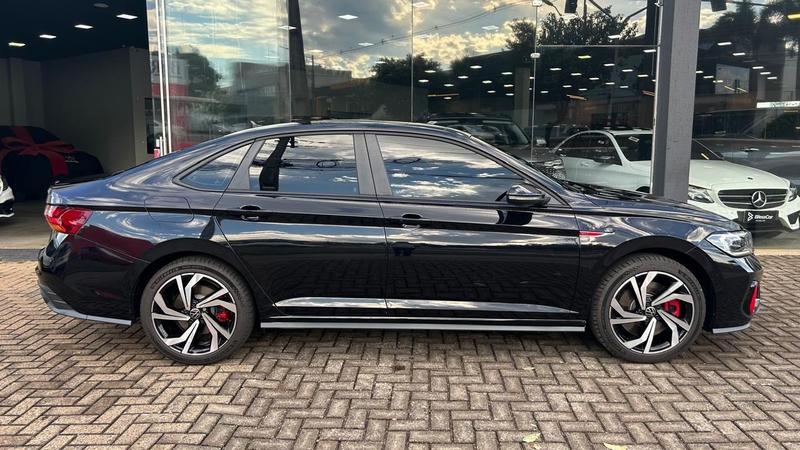 Volkswagen Jetta GLi 350 TSI 2.0 16V 4P Automático - foto 4