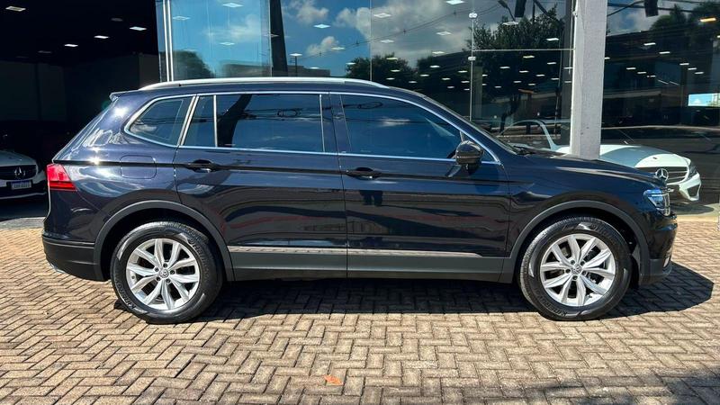 Volkswagen Tiguan Allspac Comf 250 TSI 1.4 Flex - foto 3