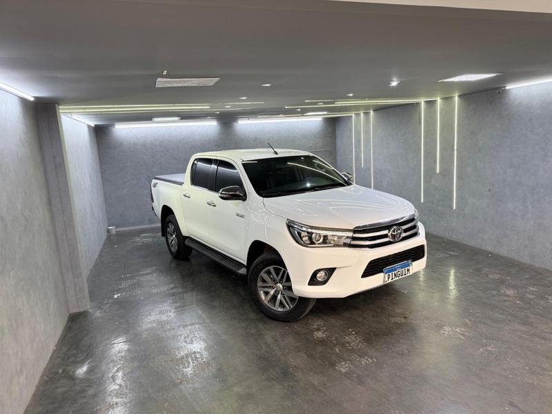 TOYOTA HILUX 2.8 SRX 4X4 2.8 TDI 16V DIESEL AUT