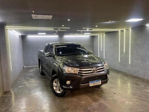 TOYOTA HILUX 2.7 SRV CD 4X4 AT