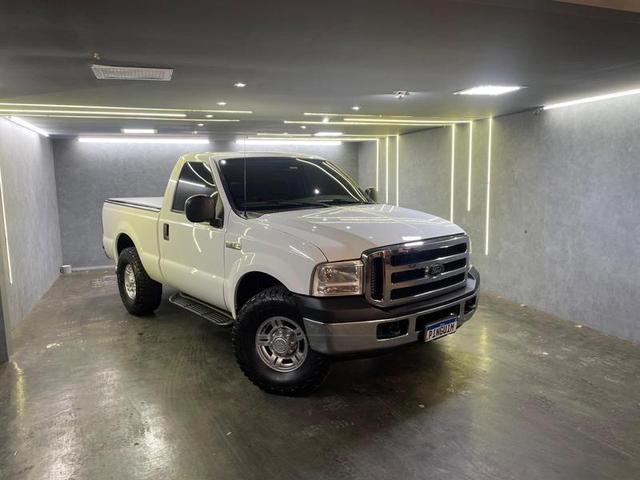 FORD F250 XLT F22 CB SIMPLES