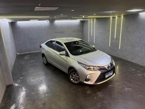 TOYOTA YARIS XS 1.5 AT