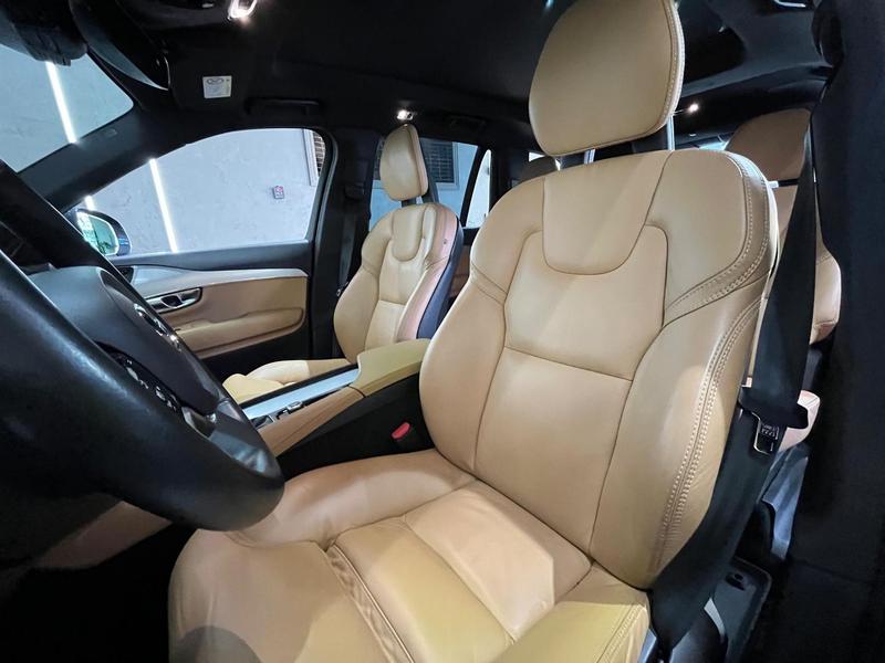 Volvo XC90 T6 Momentum - foto 9