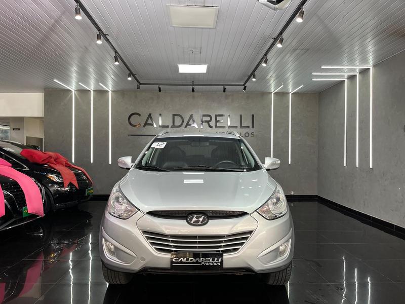 Hyundai ix35 2.0 - foto 2