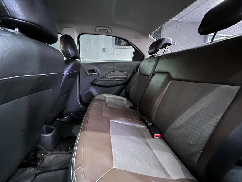Chevrolet Cobalt 18m LTZ - foto 8
