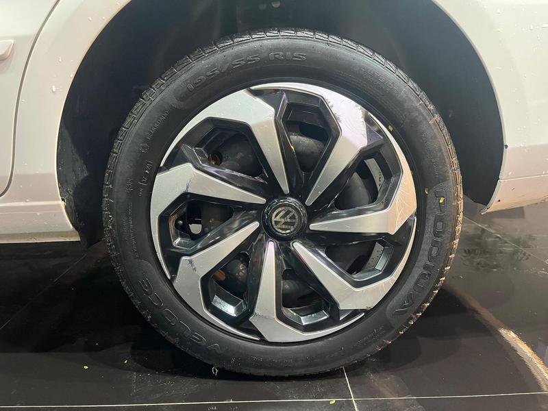 Volkswagen Voyage 1.0 - foto 11