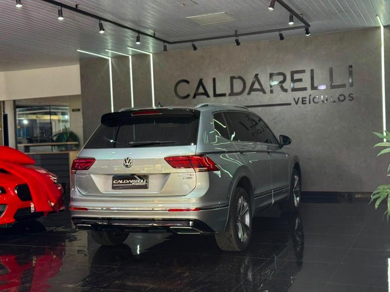 Volkswagen Tiguan Allspac Rline 350 TSI 2.0 4X4 - foto 4