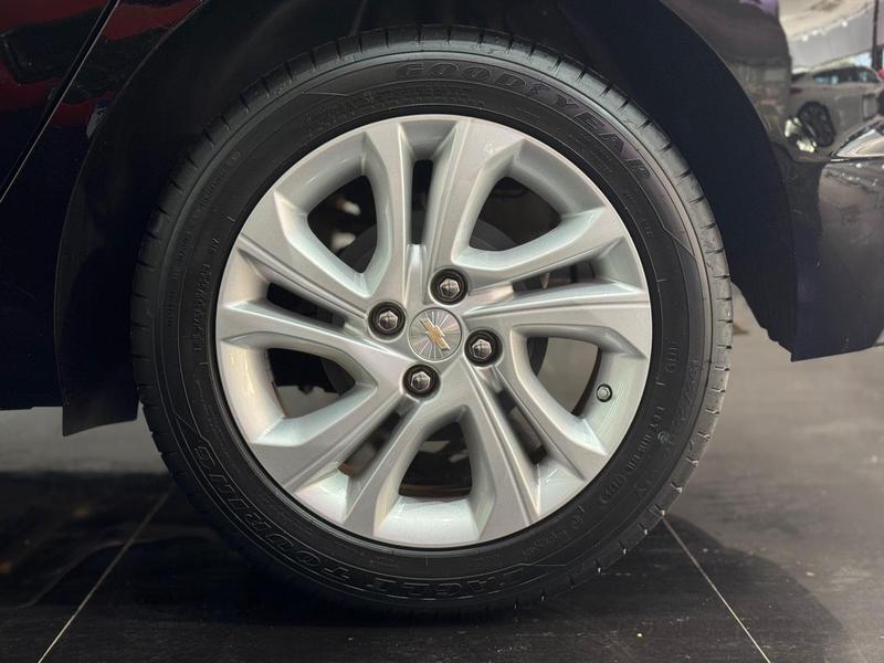 Chevrolet Onix 10tat LTZ - foto 10