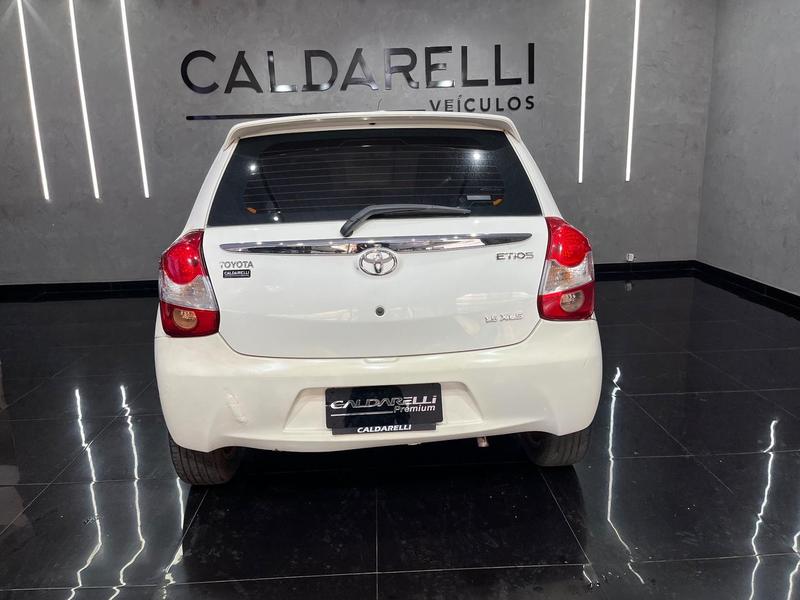 Toyota Etios Hb Xls - foto 4