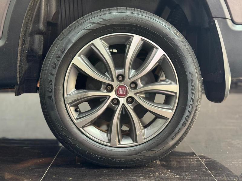 Fiat Toro Volcano At9 D4 - foto 10