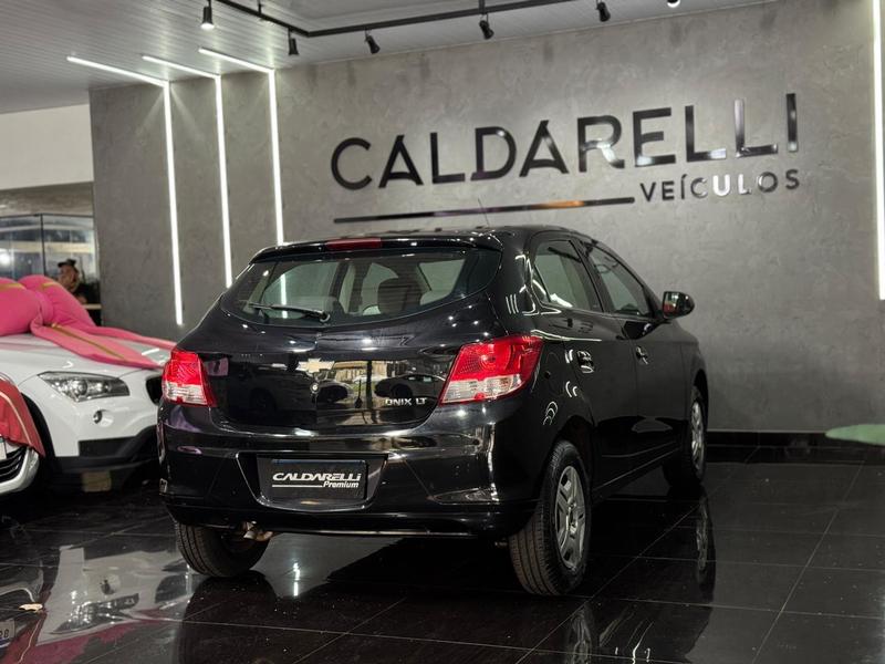 Chevrolet Onix 10mt LT - foto 4