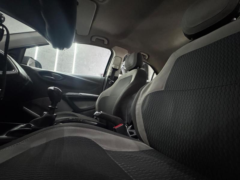 Chevrolet Onix 10mt LT - foto 8