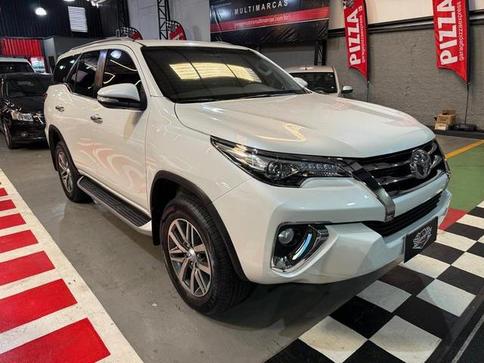 TOYOTA HILUX SWSRXA4FD