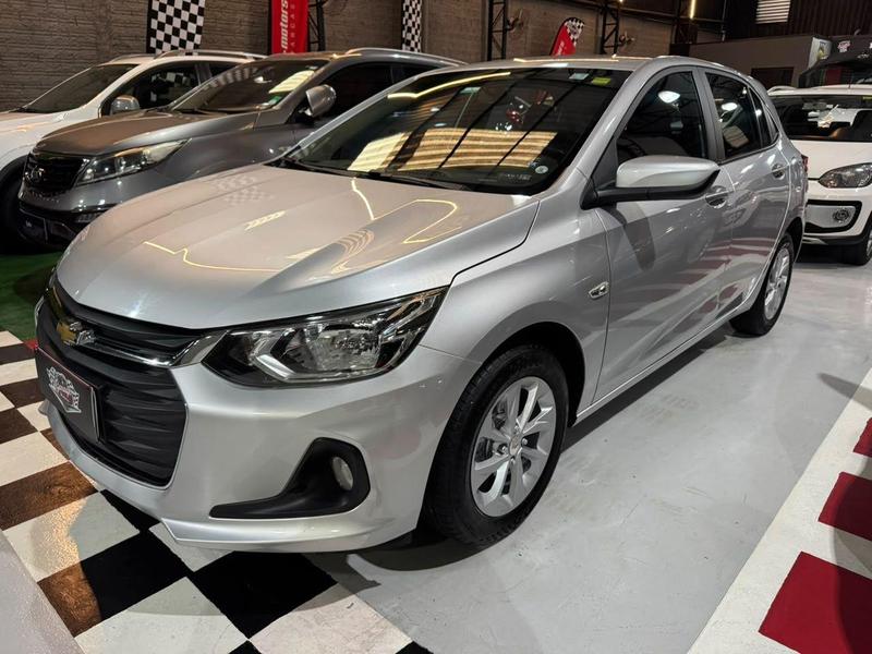 Chevrolet Onix 10tat LTZ - foto 3