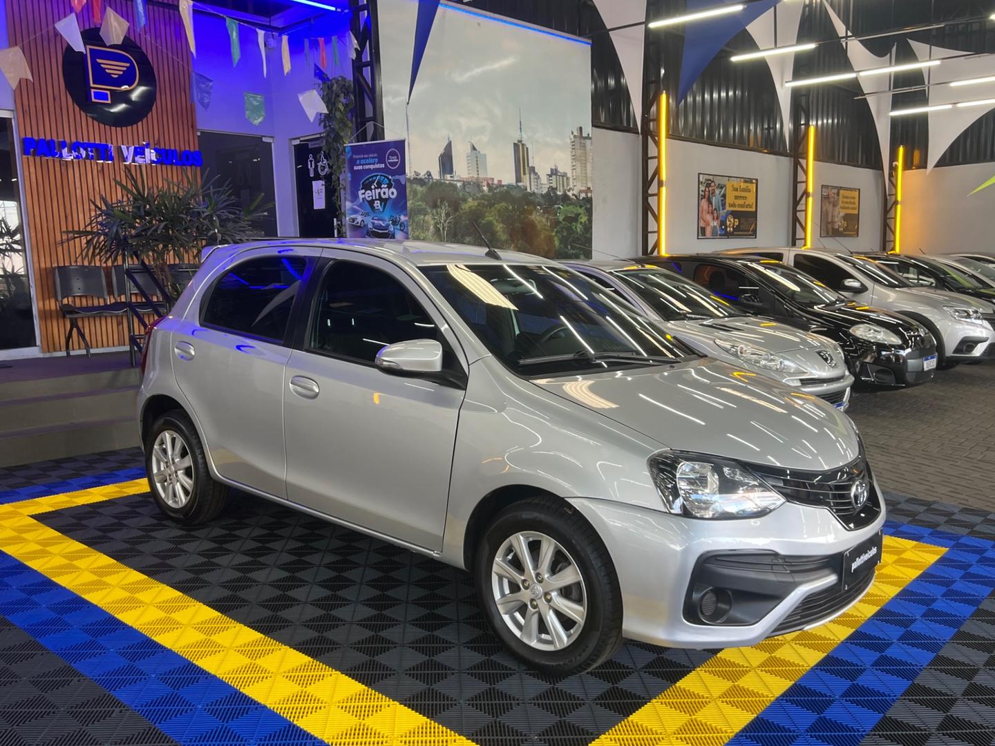TOYOTA ETIOS HB XPLUS AT