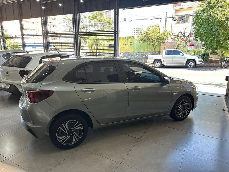 Chevrolet Onix 10mt - foto 12