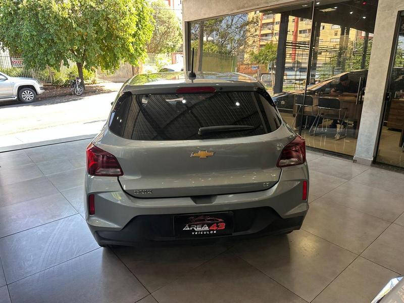 Chevrolet Onix 10mt - foto 13