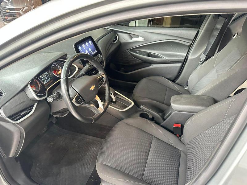 Chevrolet Onix Plus 10tat LTZ - foto 4