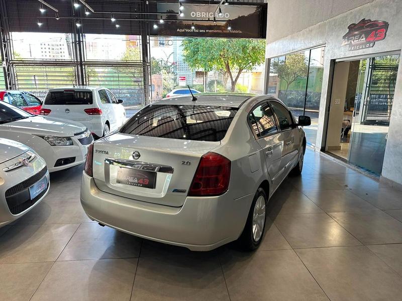 Nissan Sentra 2.0 Flex - foto 11