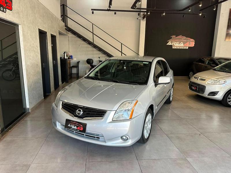 Nissan Sentra 2.0 Flex - foto 2