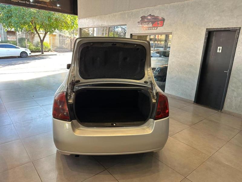 Nissan Sentra 2.0 Flex - foto 9