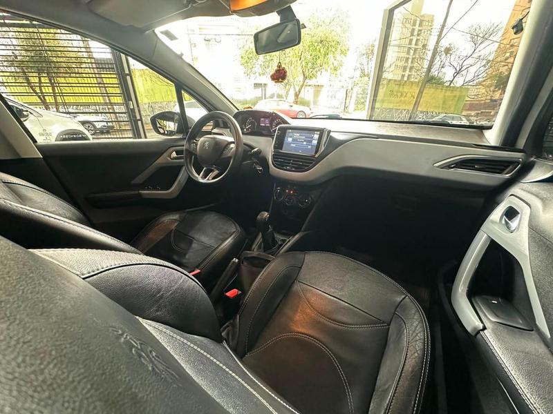 Peugeot 208 Active Pack - foto 6