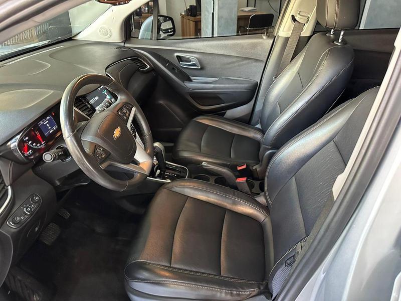 Chevrolet Tracker Premier - foto 9