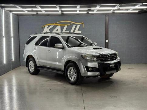 TOYOTA HILUXSW4 SRV4X4