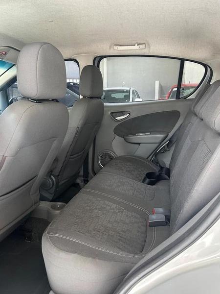 Fiat Palio Attractiv 1.4 - foto 9
