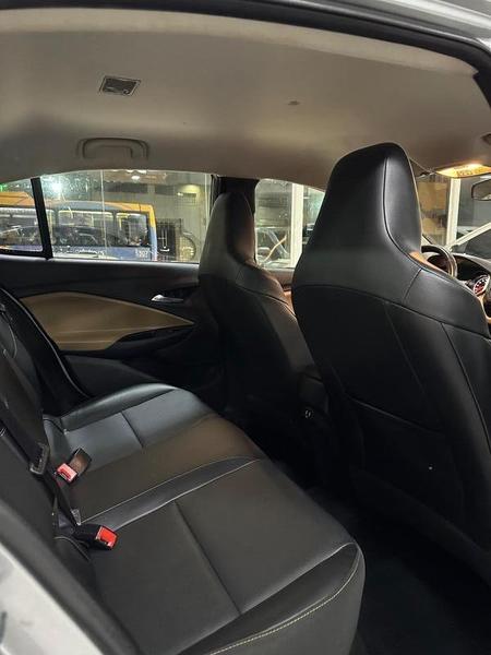 Chevrolet Onix Plus 10tat - foto 11