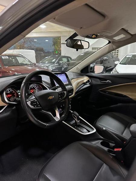 Chevrolet Onix Plus 10tat - foto 8