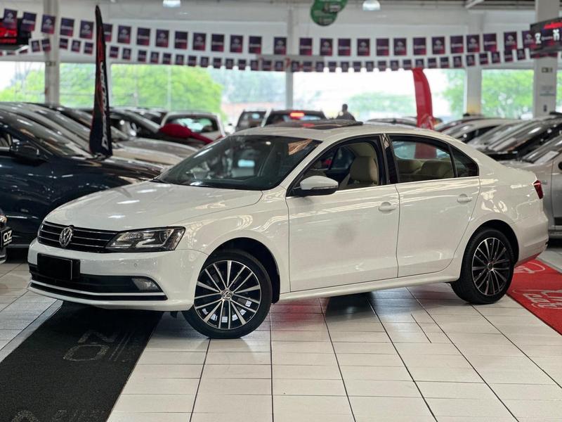 VOLKSWAGEN JETTA 2.0 TSI HIGHLINE 211CV GASOLINA 4P TIPTRONIC
