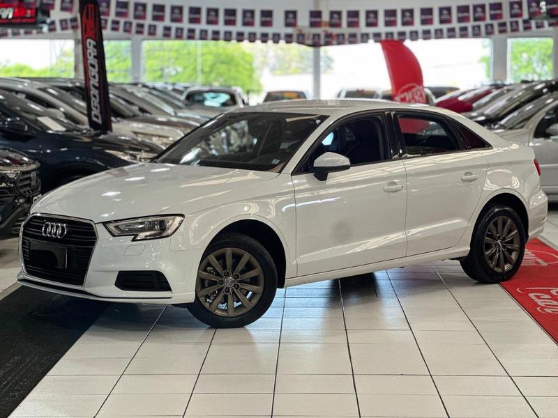 AUDI A3 SEDAN 1.4 TFSI FLEX TIPTRONIC 4P