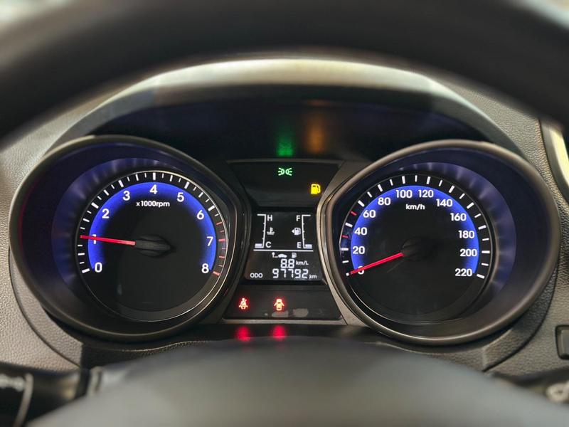 Hyundai HB20 Unique 1.0 Flex 12V Mec. - foto 13