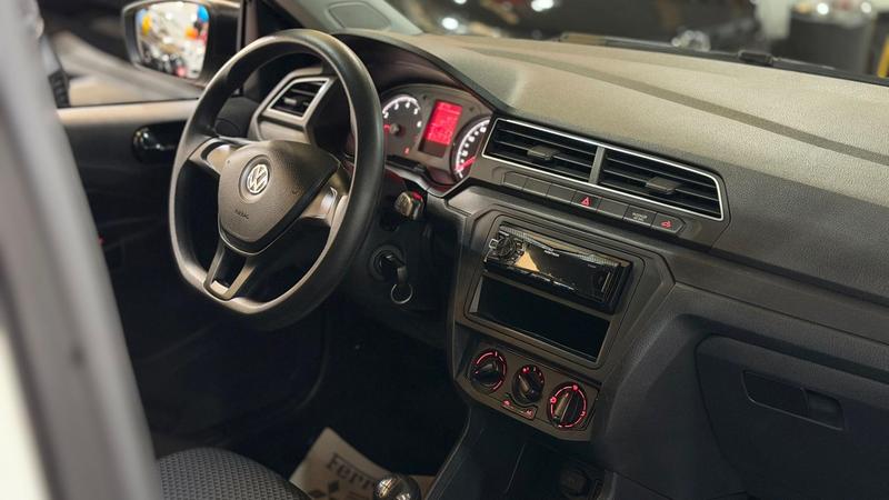 Volkswagen Saveiro Robust 1.6 Total Flex 8V - foto 12