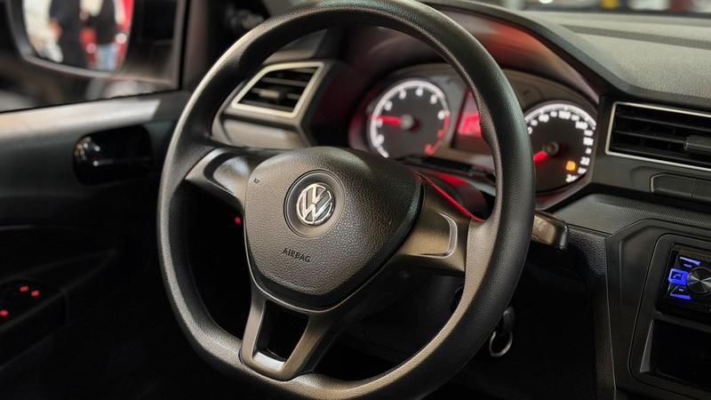 Volkswagen Saveiro Robust 1.6 Total Flex 8V - foto 11